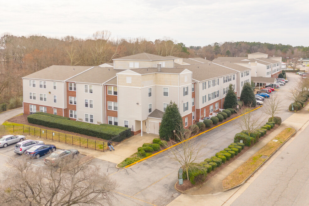 Photo of LEXINGTON COMMONS. Affordable housing located at 14534 OLD COURTHOUSE WAY NEWPORT NEWS, VA 23608