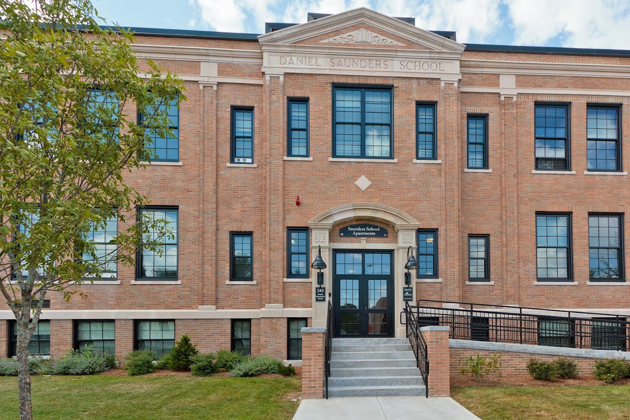 Photo of SAUNDERS SCHOOL. Affordable housing located at 243 S BROADWAY LAWRENCE, MA 01843