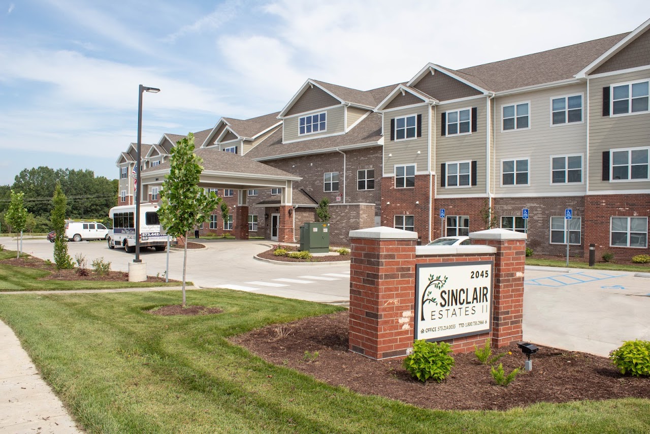 Photo of SINCLAIR ESTATES. Affordable housing located at 1985 W. SOUTHAMPTON DRIVE COLUMBIA, MO 65203