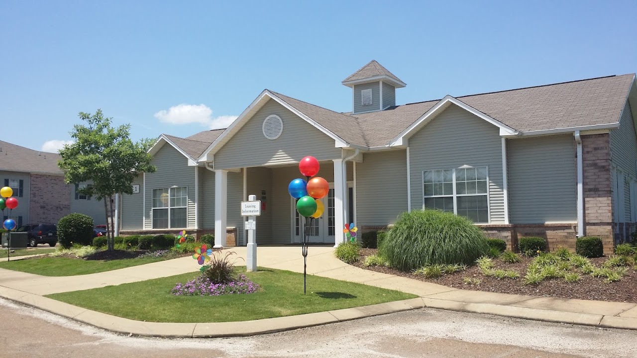 Photo of HAMPTON PARK APTS. Affordable housing located at 5935 AIRWAYS BLVD SOUTHAVEN, MS 38671