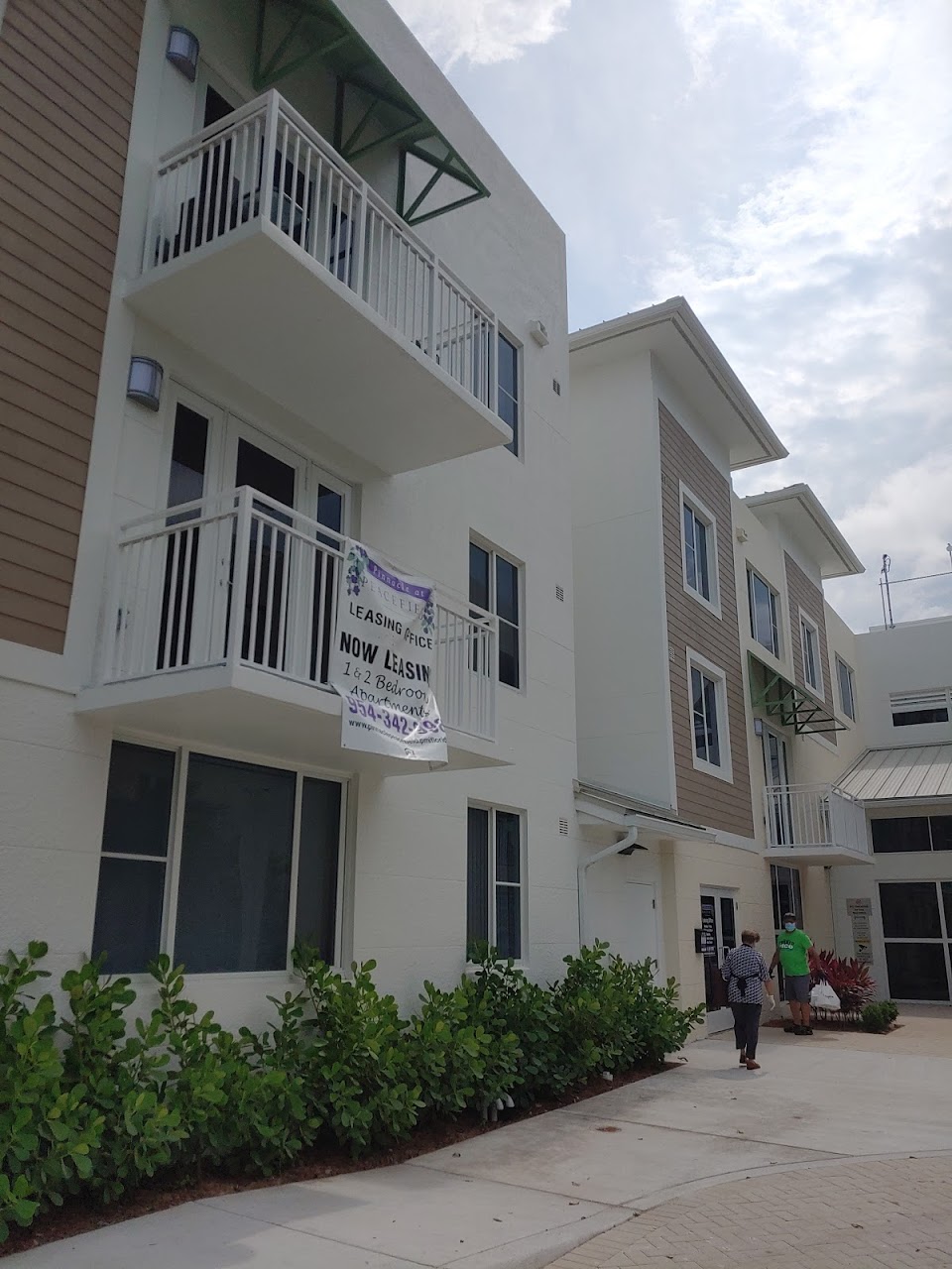 Photo of PINNACLE AT PEACEFIELD. Affordable housing located at ADAMS STREET AND SOUTH DIXIE HIGHWAY HOLLYWOOD, FL 33020
