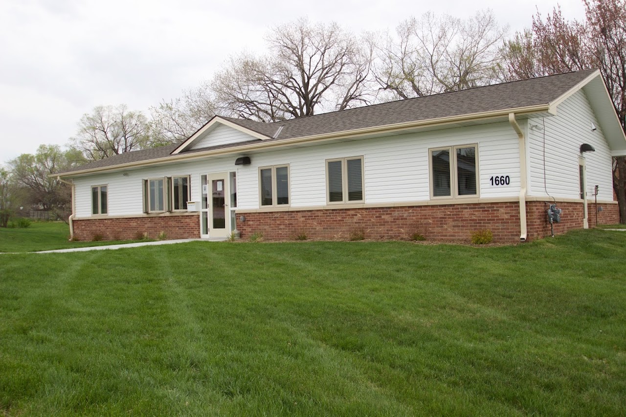 Photo of GLENBROOK TOWNHOUSES. Affordable housing located at 1600 KNOX STREET LINCOLN, NE 68521