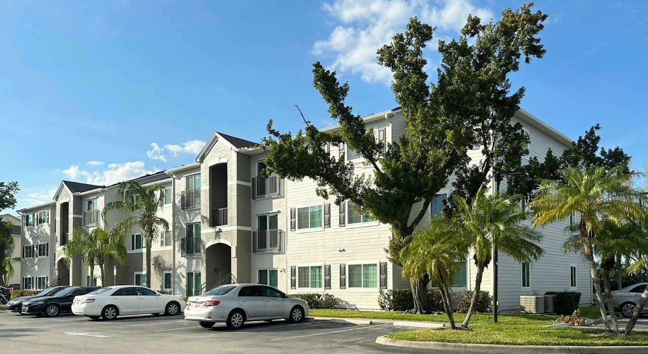 Photo of HAWK'S LANDING. Affordable housing located at 5335 HAWKS LANDING DR FT MYERS, FL 33907
