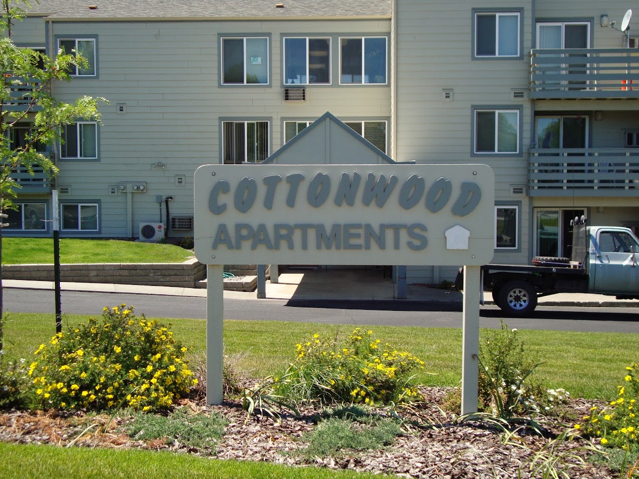 Photo of COTTONWOOD I. Affordable housing located at 610 SE SIXTH ST HERMISTON, OR 97838